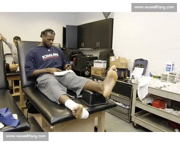 怀特揭秘詹姆斯奥运金牌哲学:12 巨星拧成一股绳的终极密码 怀特揭秘詹姆斯奥运金牌哲学:12 巨星拧成一股绳的终极密码